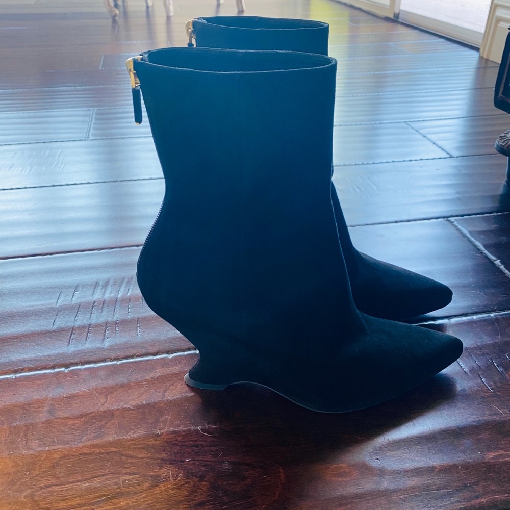 Christian Dior Suede Booties Black 39 1/2 - Picture 9 of 12